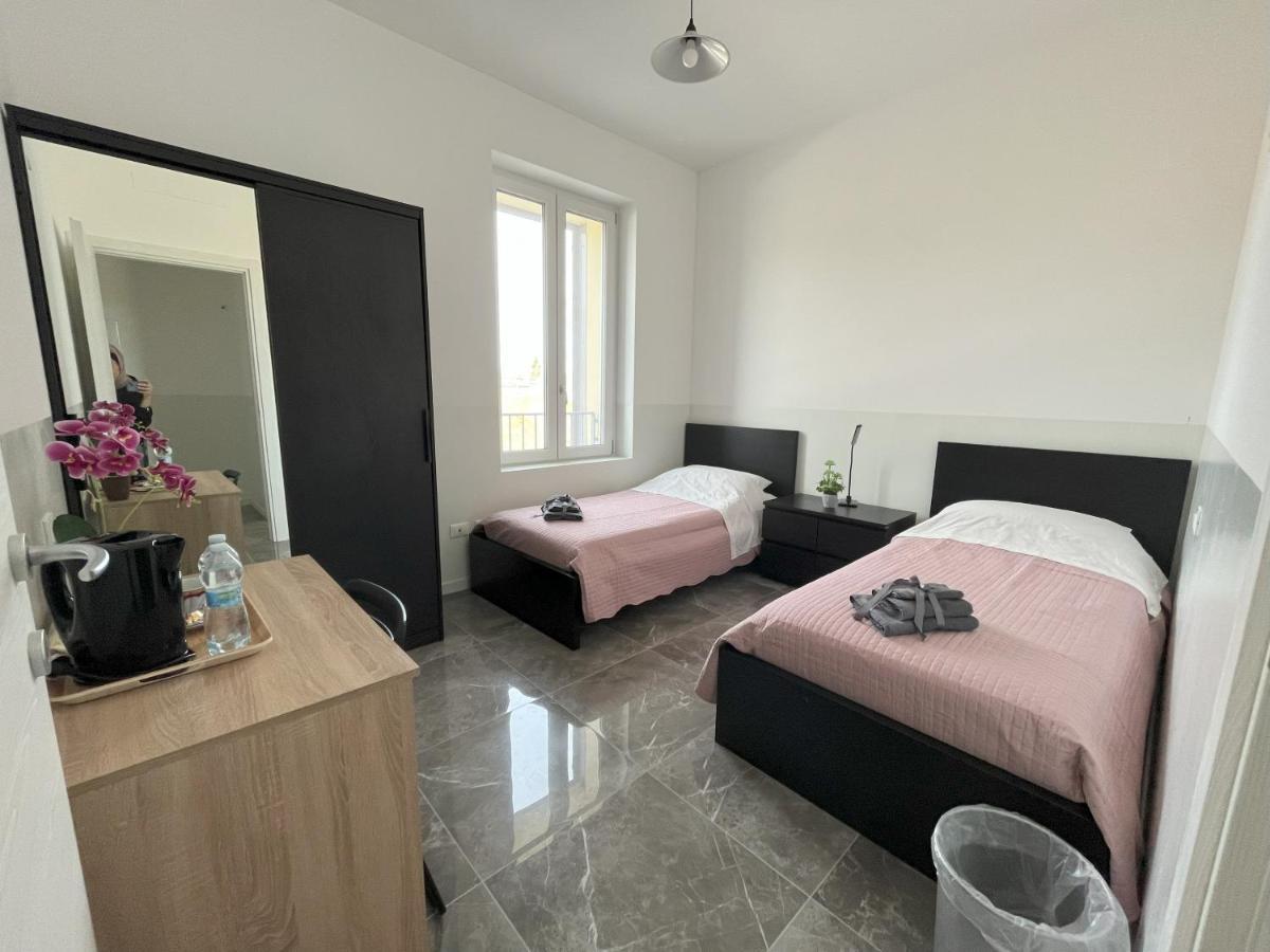 Welcome Milano Guest House Exterior foto